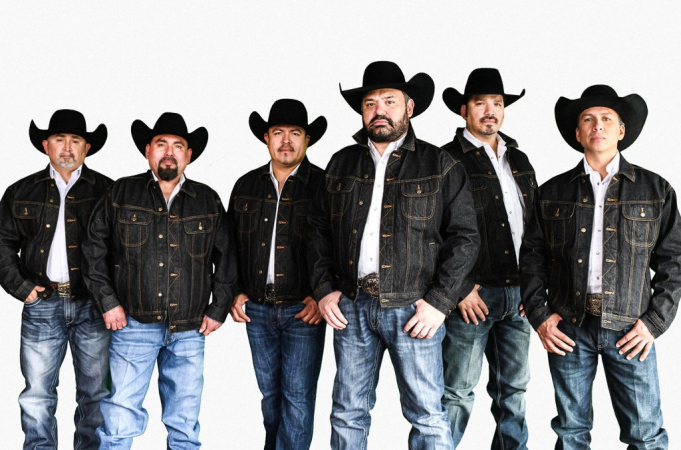 Intocable at Bass Concert Hall