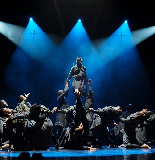 Vuyani Dance Theatre: Cion - Requiem of Ravel's Bolero at Bass Concert Hall